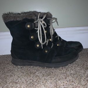 Sorel Joan explorer boot